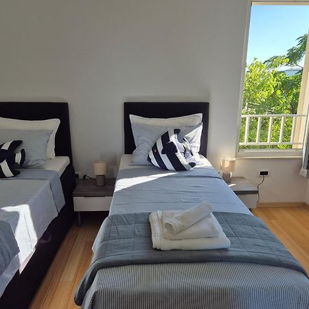 Luxury Two-Floor Apartment In Petrcane With Garden And Pool Экстерьер фото