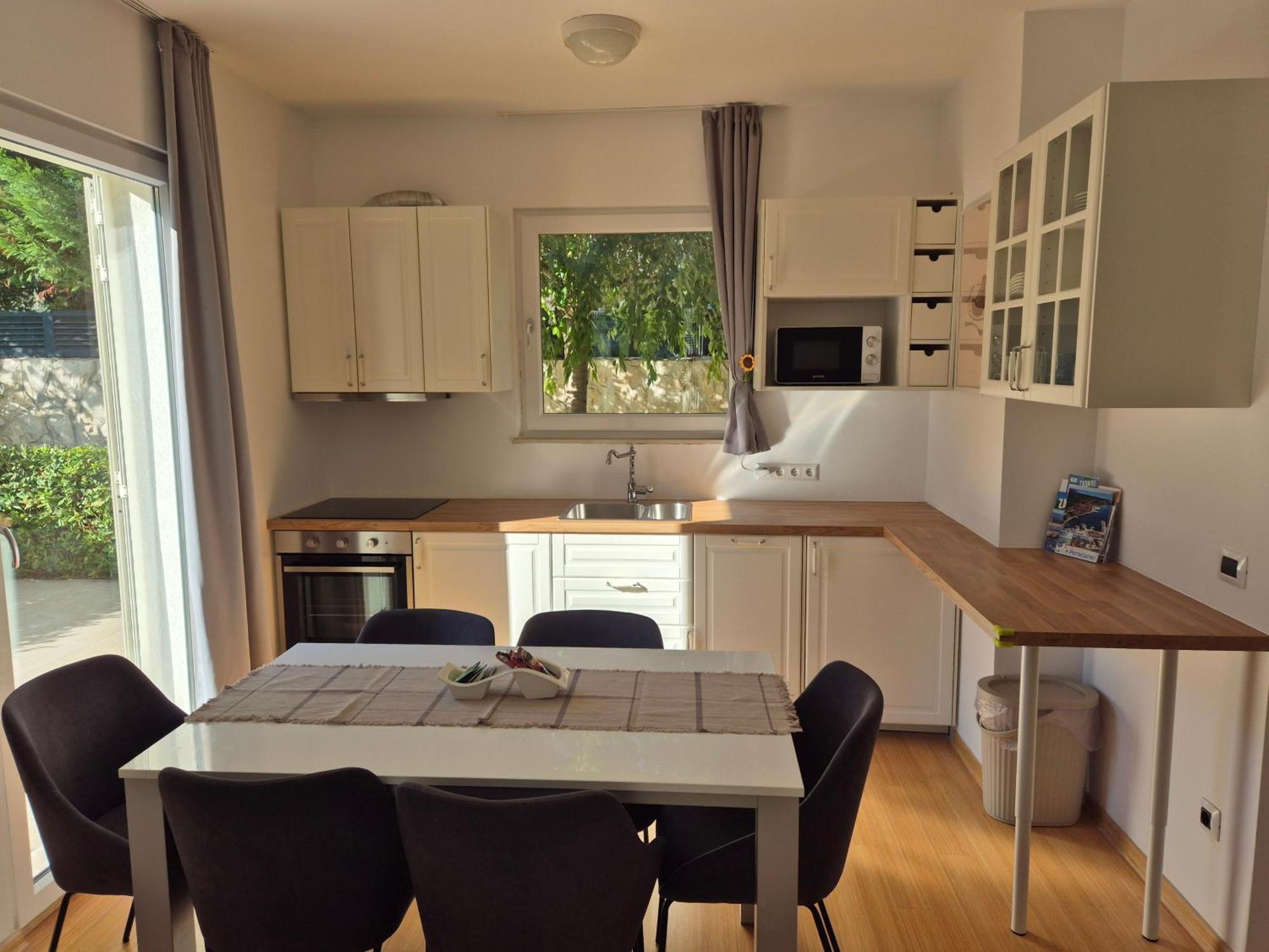 Luxury Two-Floor Apartment In Petrcane With Garden And Pool Экстерьер фото
