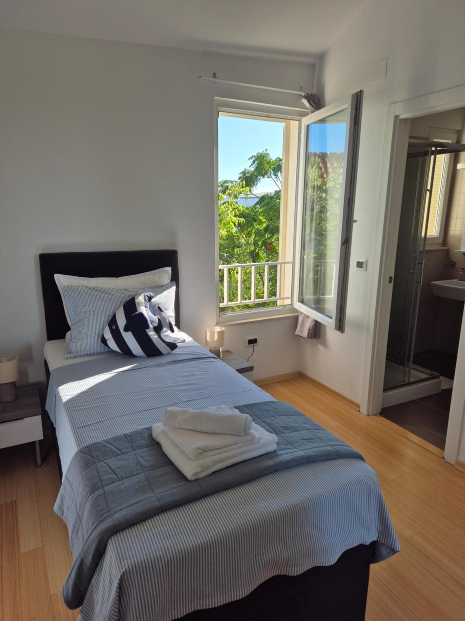 Luxury Two-Floor Apartment In Petrcane With Garden And Pool Экстерьер фото